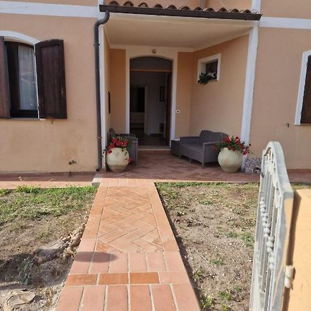 Hotel Claudia'S House Santa Teresa Gallura Zewnętrze zdjęcie
